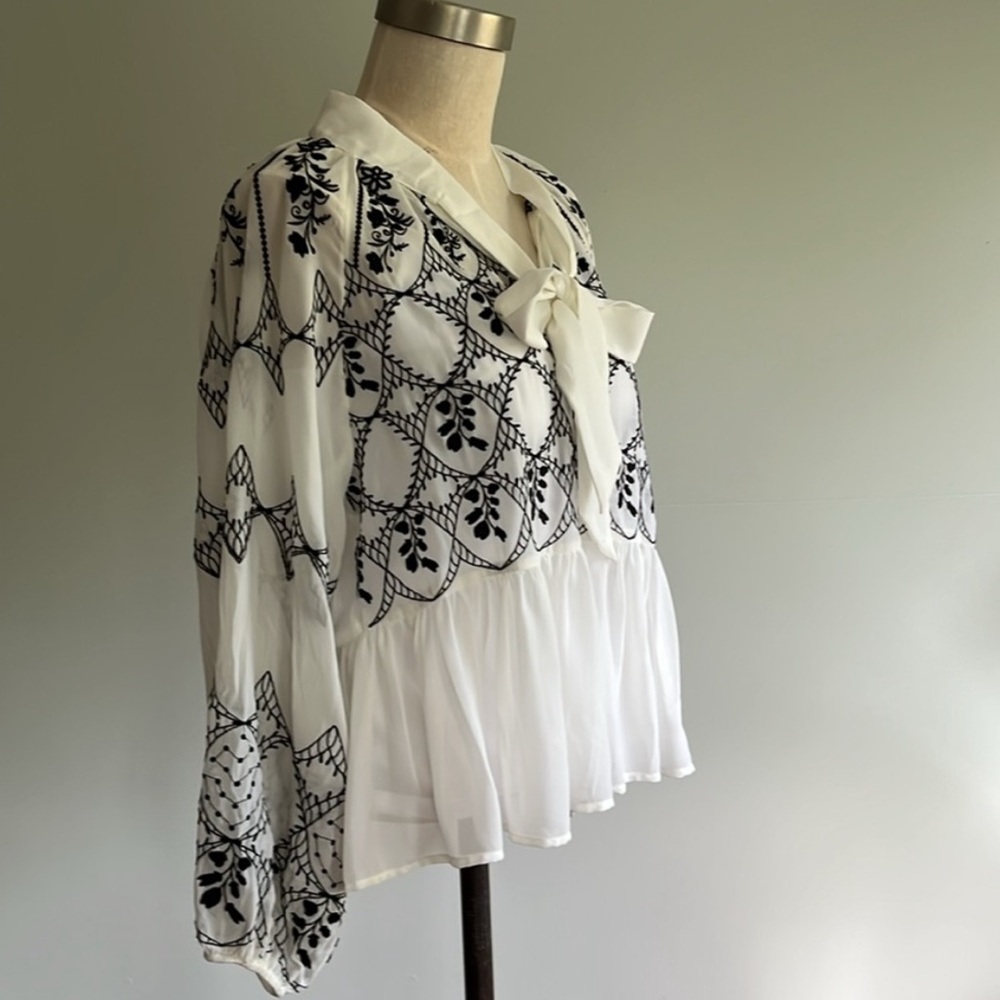 BY ANTHROPOLOGIE LONG-SLEEVE TIE-NECK EMBROIDERED
BLOUSE - Picture 7 of 11